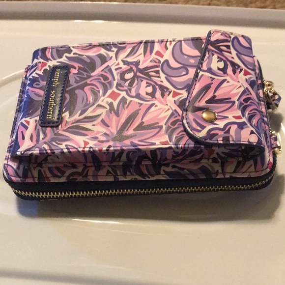 SIMPLY SOUTHERN Faux leather Cross body purse/phone wallet in tropical leaf. NWT - Picture 10 of 16
